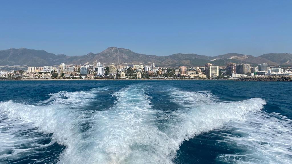 דירות פואנגירולה Super Six - Brand New Seaview In Costa Del Sol מראה חיצוני תמונה